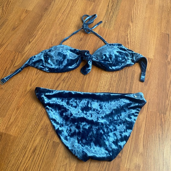 Blue Velvet Dolce Vita bikini - Picture 3 of 6
